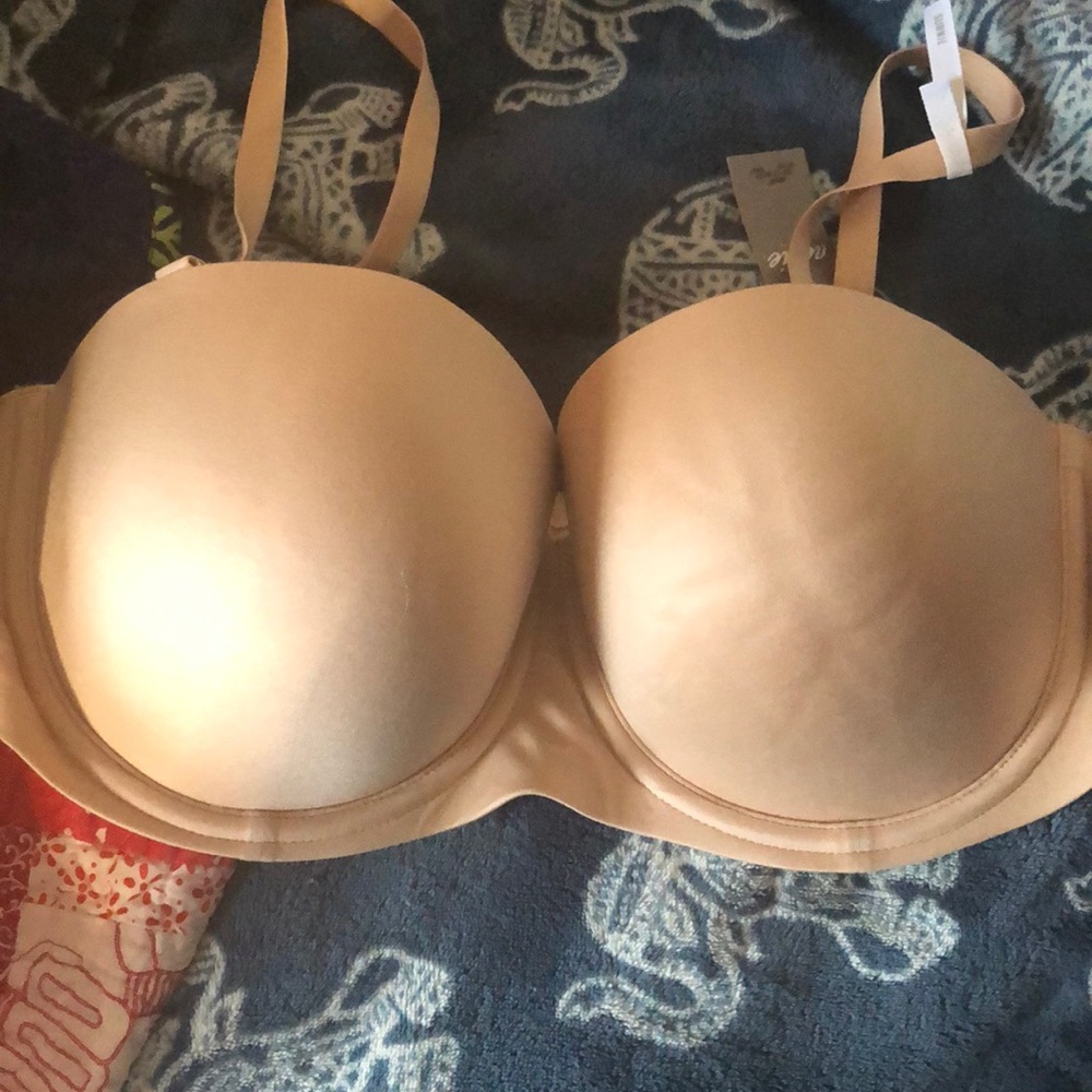 NWT NEVER WORN Aerie Convertible Strapless Bra